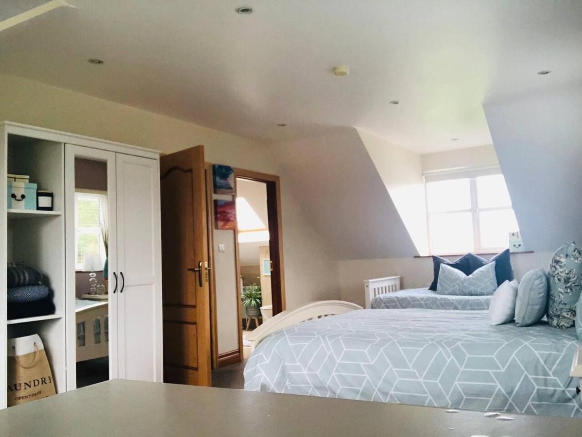 Connemara. 3 Bedroom, 8 Bed, Holiday Home Galway Exterior photo
