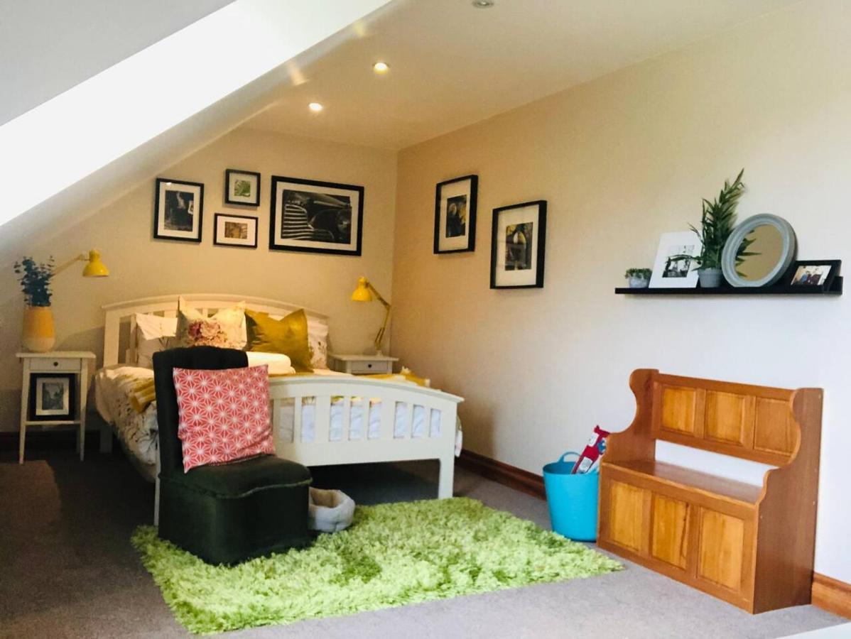 Connemara. 3 Bedroom, 8 Bed, Holiday Home Galway Exterior photo