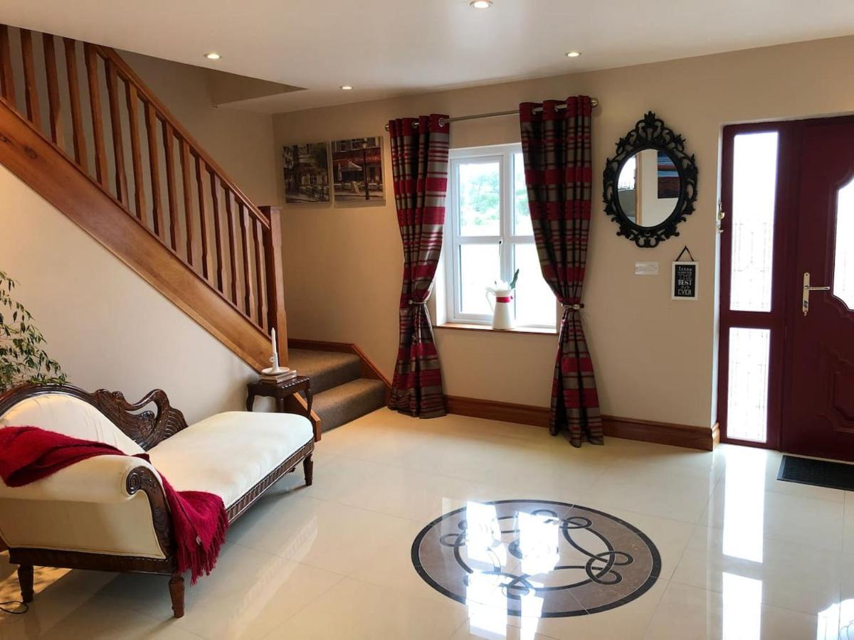 Connemara. 3 Bedroom, 8 Bed, Holiday Home Galway Exterior photo