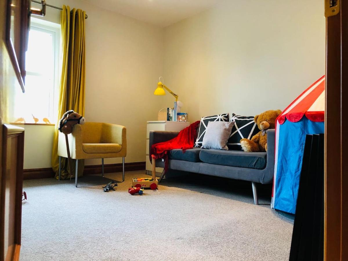 Connemara. 3 Bedroom, 8 Bed, Holiday Home Galway Exterior photo